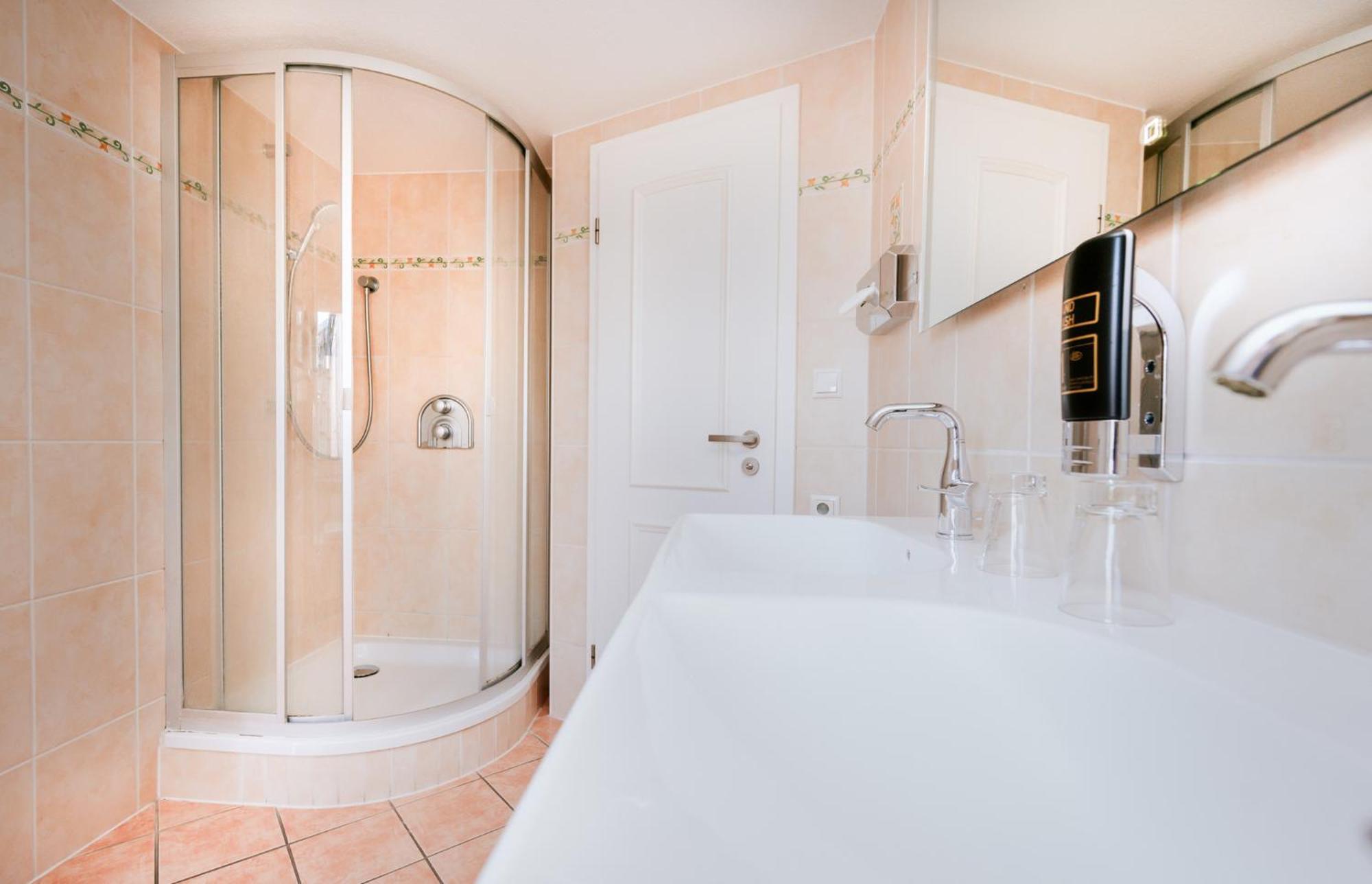 Hotel Zur Seemoewe Kirchdorf  Oda fotoğraf