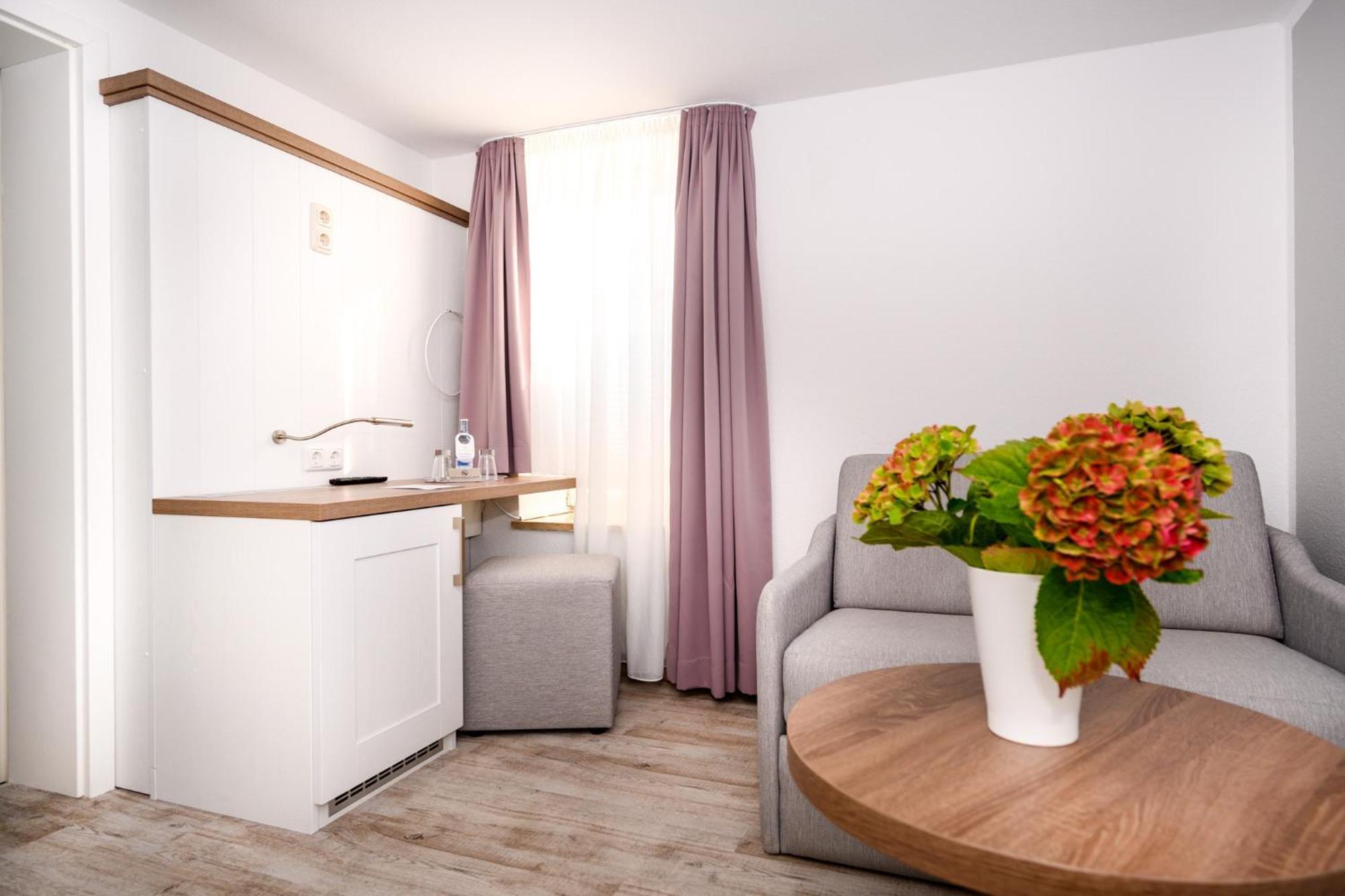 Hotel Zur Seemoewe Kirchdorf  Oda fotoğraf